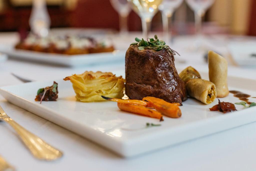 Rand Club Suites Йоханнесбург Экстерьер фото